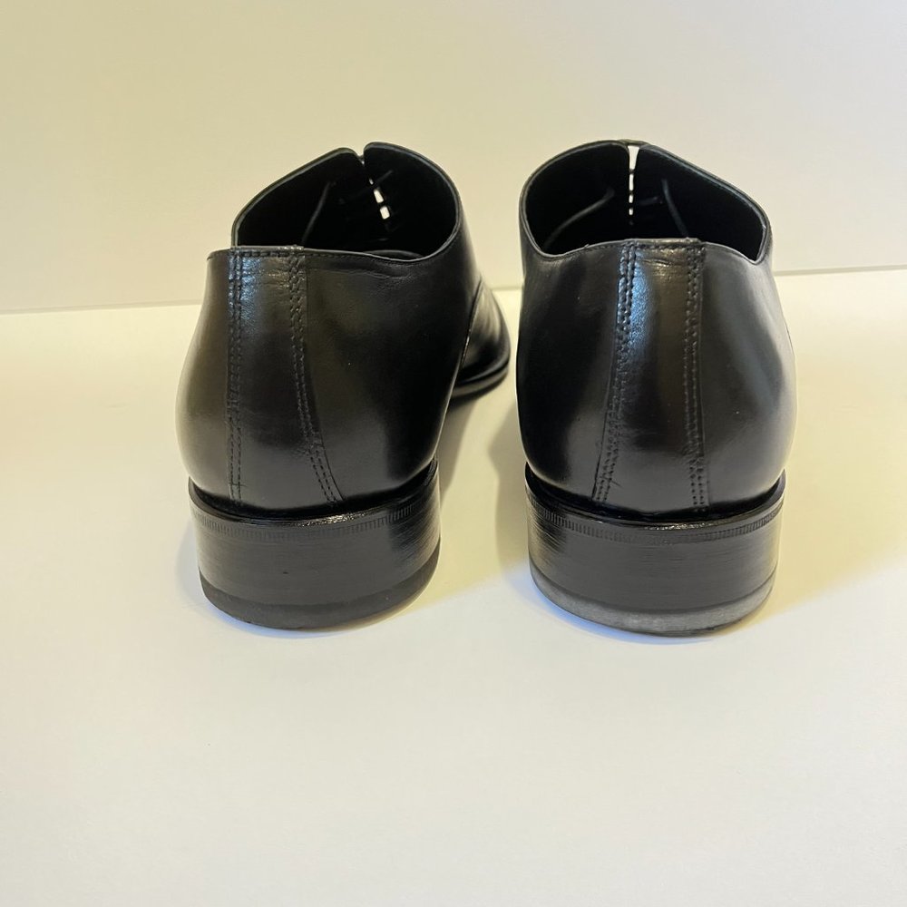 Black Oxford Dress Shoe by Enrico Fantini - Picture 4 of 14